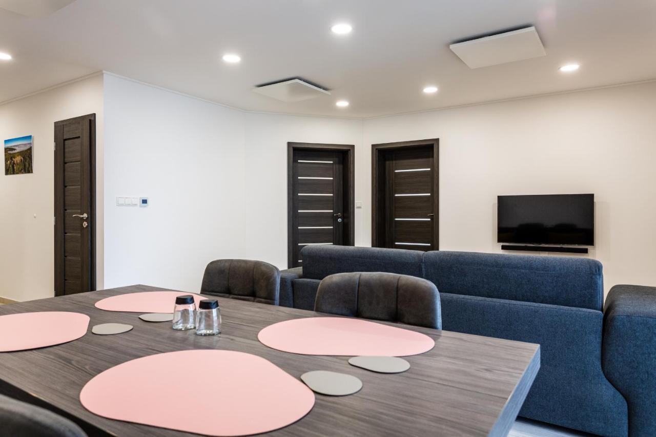 Apartmany Na Vyhledech Loučná pod Klínovcem 外观 照片