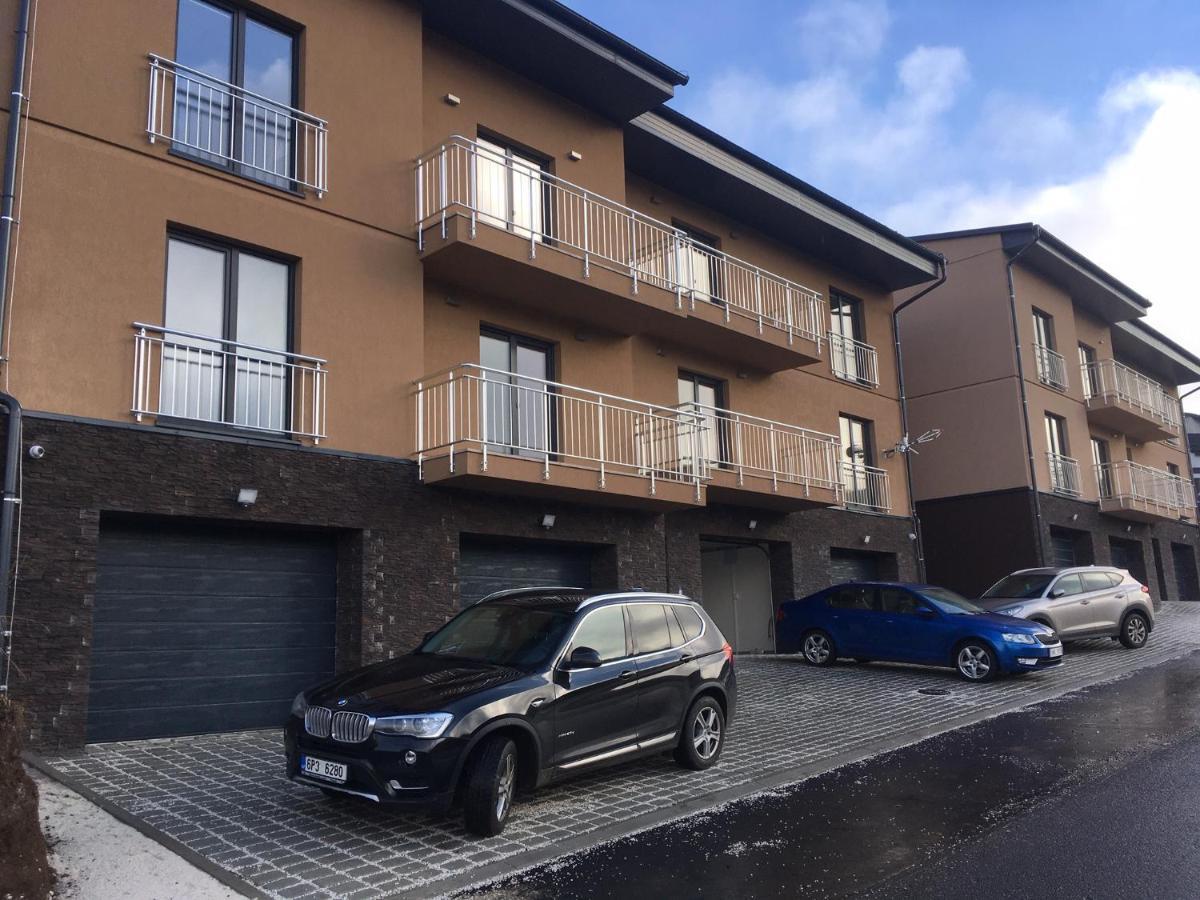 Apartmany Na Vyhledech Loučná pod Klínovcem 外观 照片