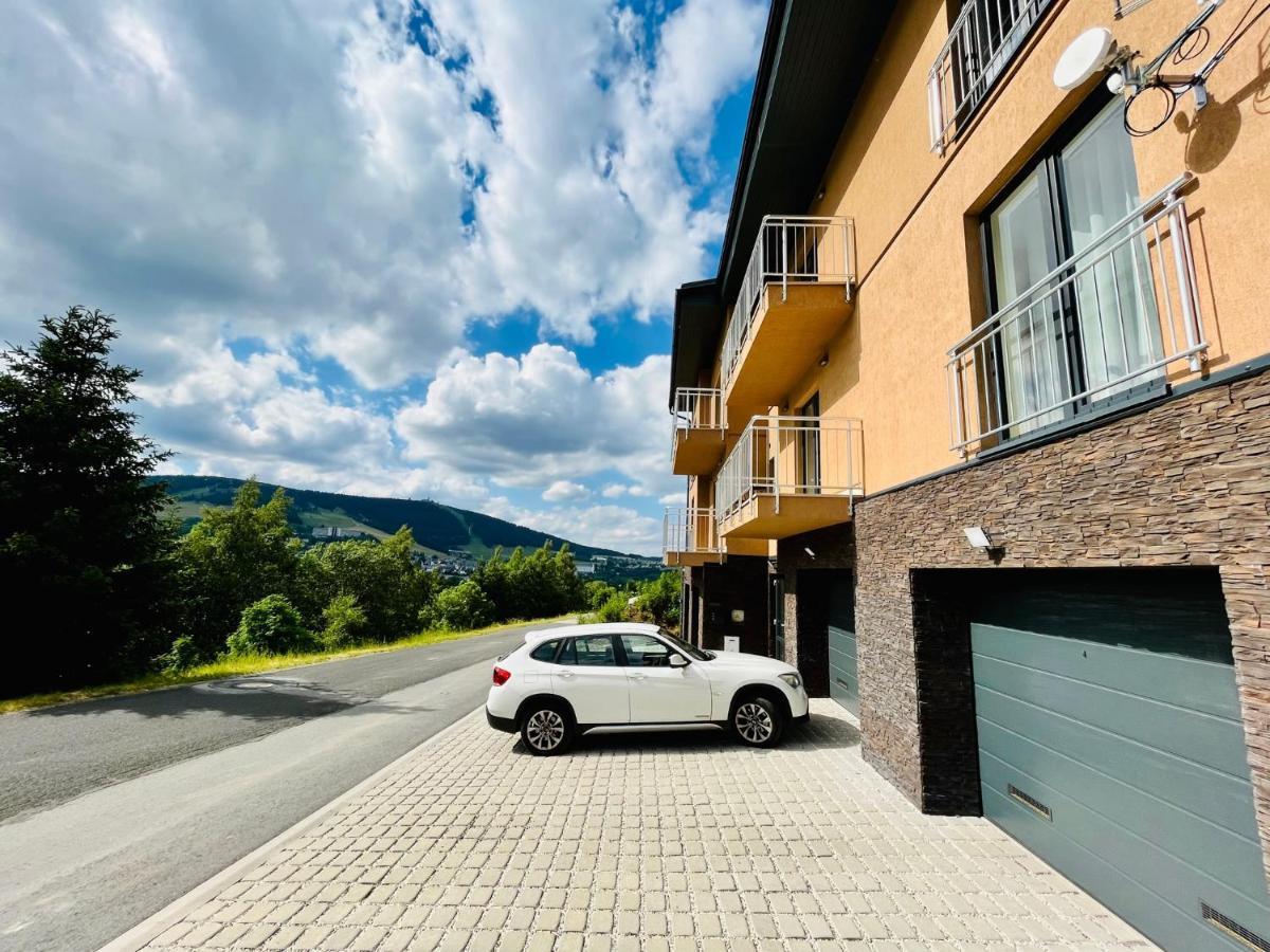 Apartmany Na Vyhledech Loučná pod Klínovcem 外观 照片